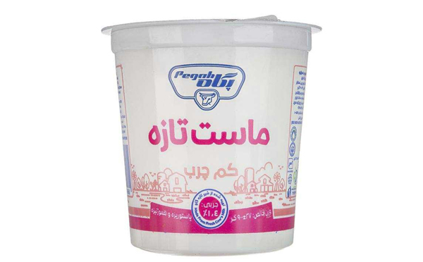 ماست کم چرب پگاه 900 گرمی